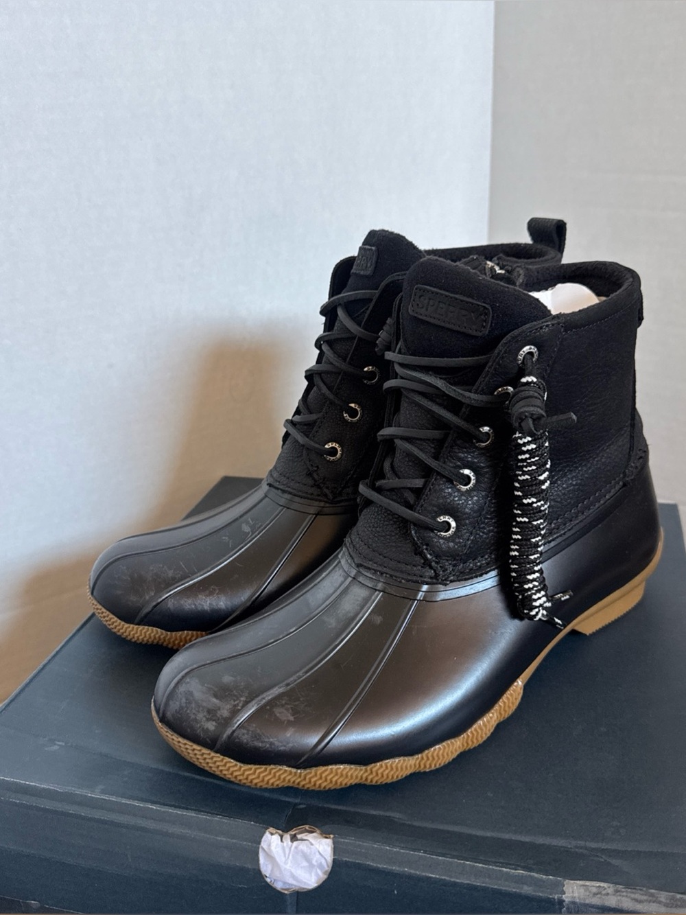 Sperry Women’s Saltwater Duck Boots Size 9.5 Black NEW Read
